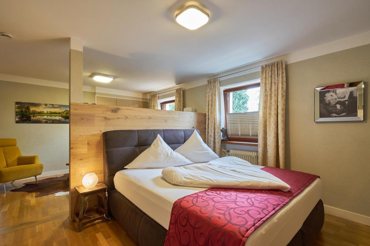 Hotel Hofgut Held à Prüm Extérieur photo